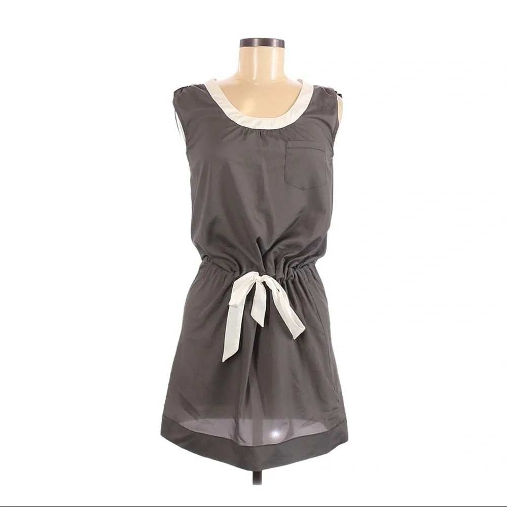 Banana Republic XS Grey Sleeveless Drawstring Waist Pocket Mini Shift Dress